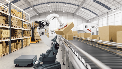 Un robot dans un entrepôt de logistique