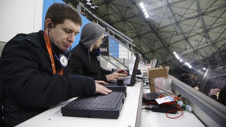 Touch2See: test par un supporteur au Vélodrome pendant un match Paris-Nice / test by a supporter during a Paris-Nice match