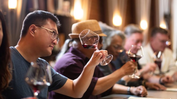 GettyImages - WineSensed vin et IA - wine and AI