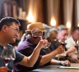 GettyImages - WineSensed vin et IA - wine and AI